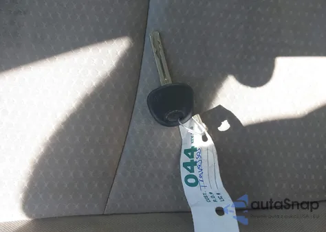 2013 Kia Sorento Lx z USA, uszkodzony, nr VIN 5XYKTCA61DG322344